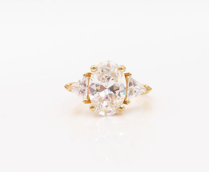 925 Sterling Silver Vintage Ring Gold Plated Oval & Triangle CZ  Sz 7  RG30772