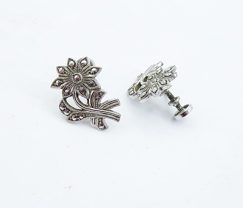 925 Sterling Silver  Vintage Shiny Flower Motif Non Pierce Earrings  EG2728