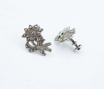 925 Sterling Silver  Vintage Shiny Flower Motif Non Pierce Earrings  EG2728