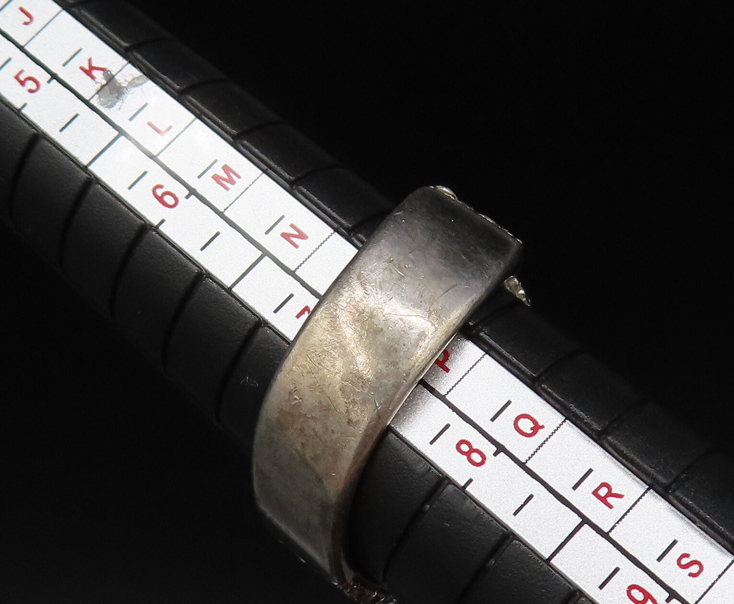 925 Silver  Vintage Sparkly Cubic Zirconia Overlapping Ring Sz 7.5  RG25442