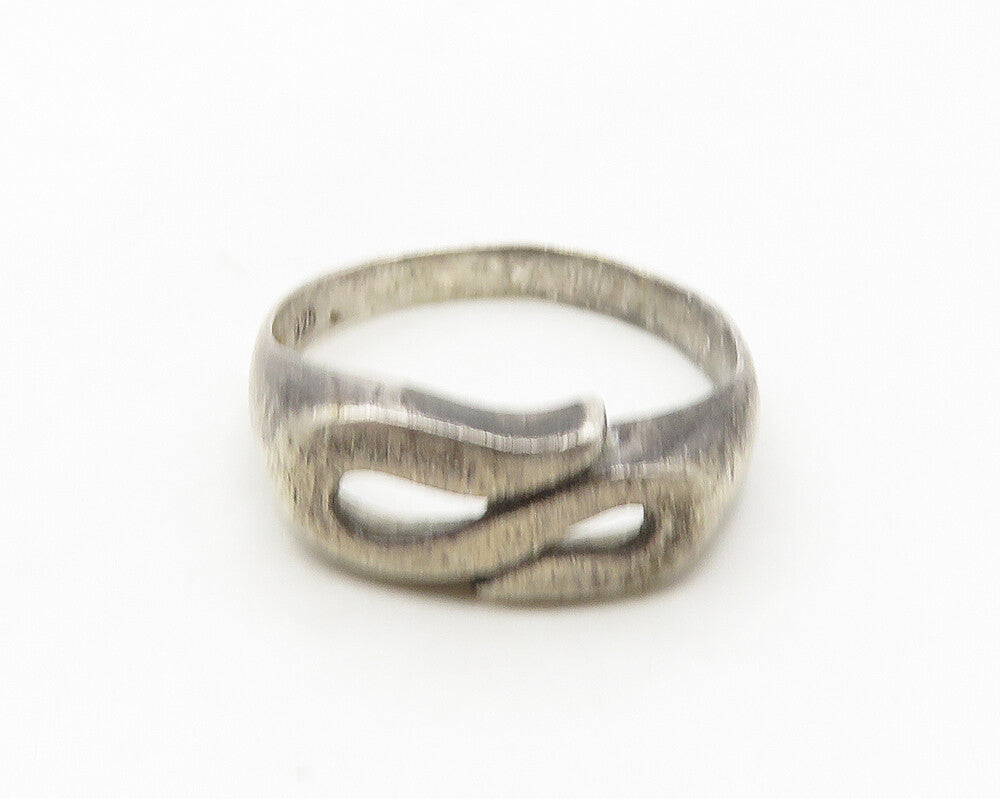 925 Sterling Silver  Vintage Dark Tone Swirl Dome Band Ring Sz 8  RG18784
