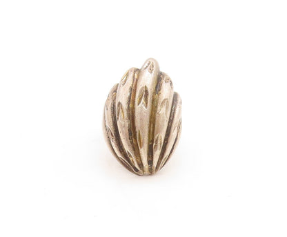 925 Sterling Silver Vintage Ring Dark Tone Fan Design Grooved  Sz 7.5  RG31550
