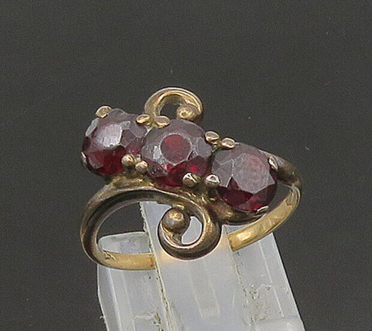 10K GOLD  Vintage Antique Prong Set Garnet 3 Stone Band Ring Sz 6.5  GR143