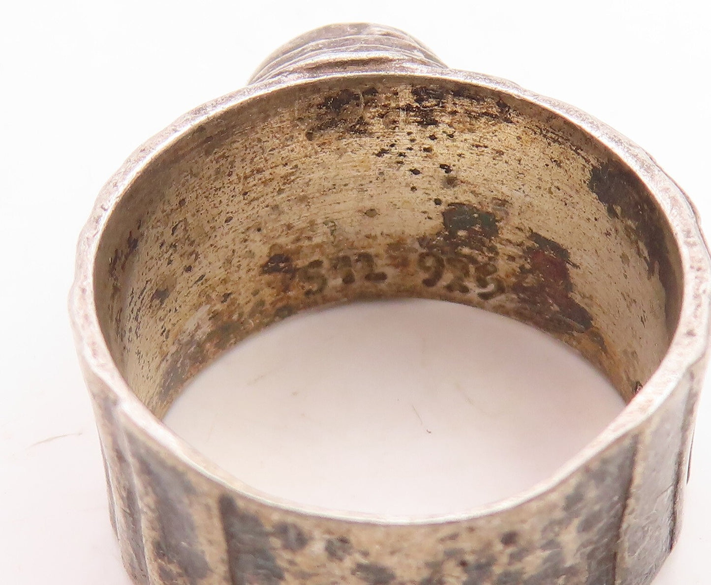 925 Sterling Silver Vintage Ring Dark Tone Brutalist Gemstone  Sz 8  RG31279