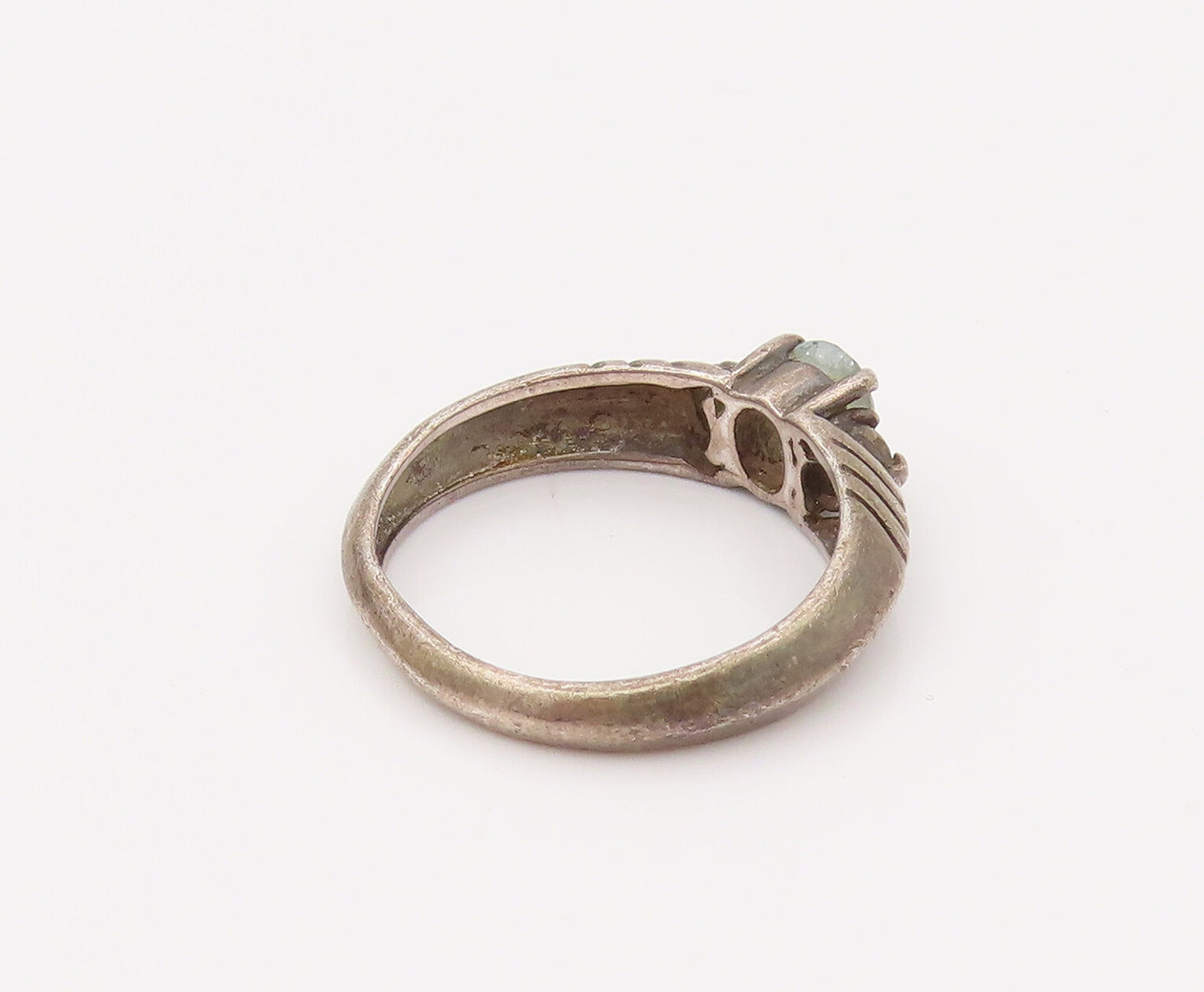 925 Sterling Silver Vintage Minimalist CZ with Side Stones Ring Sz 6.5 RG26622