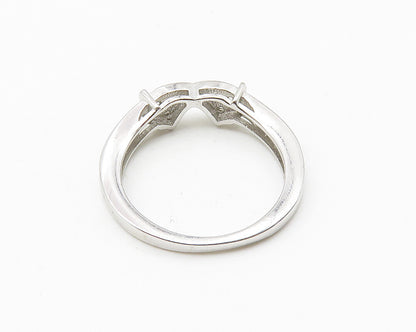 925 Sterling Silver  White Topaz Shiny Polished Band Ring Sz 5.5  RG10386