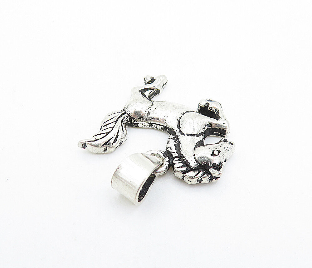 925 Sterling Silver  Vintage Petite Galloping Horse Motif Drop Pendant  PT5604