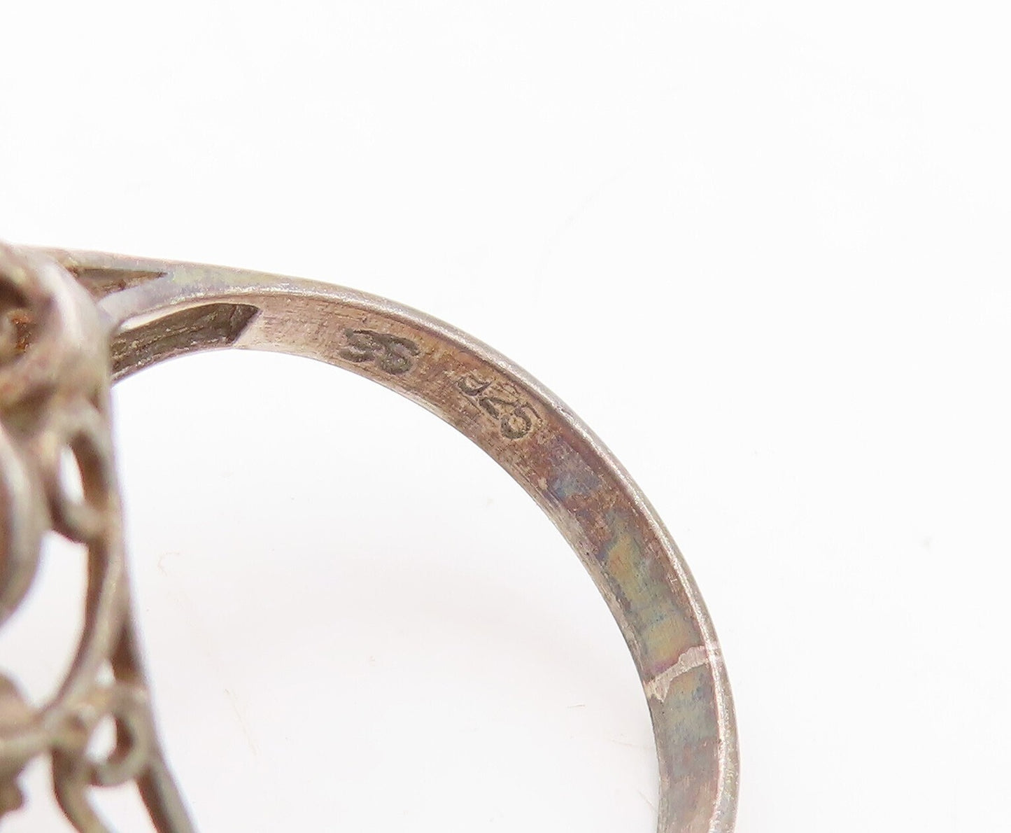 925 Sterling Silver Vintage Ring Dark Tone Floral Gemstones Inlay  Sz 7 RG31125