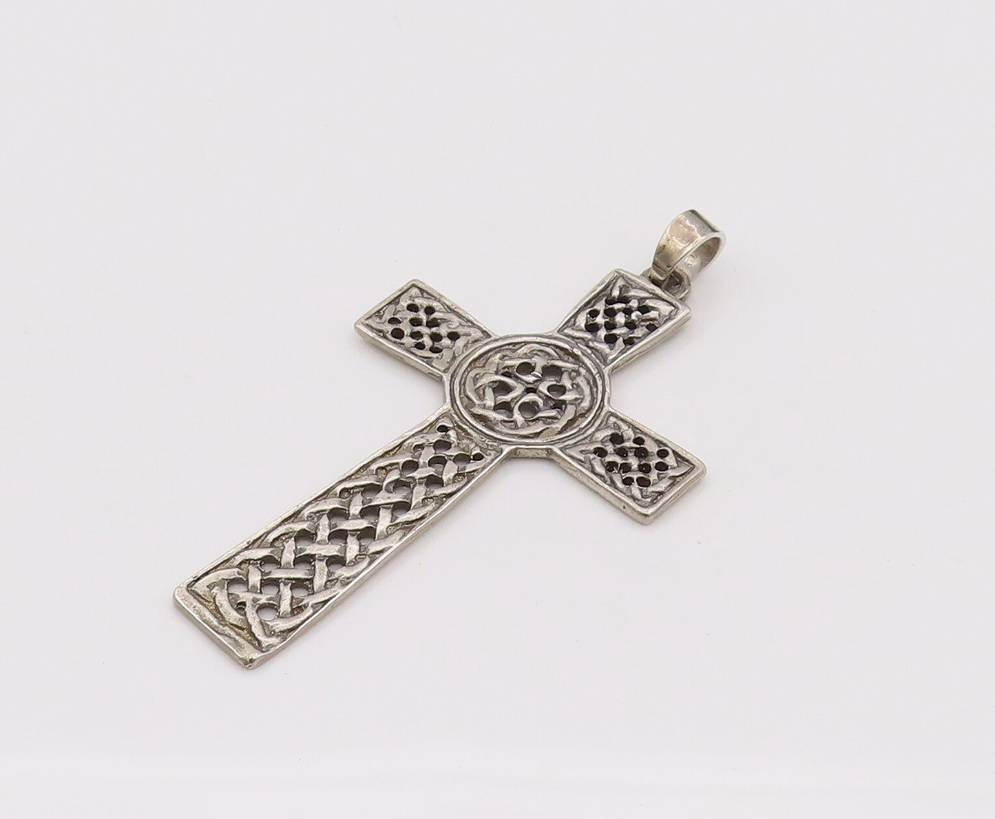 925 Sterling Silver  Vintage Braded Rope Carved Cross Pendant PT22147