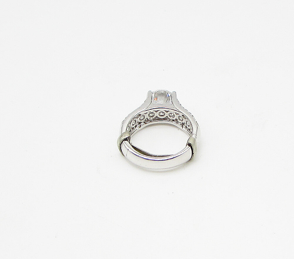 925 Sterling Silver  Faceted White Cubic Zirconia Band Ring Sz 6  RG3250