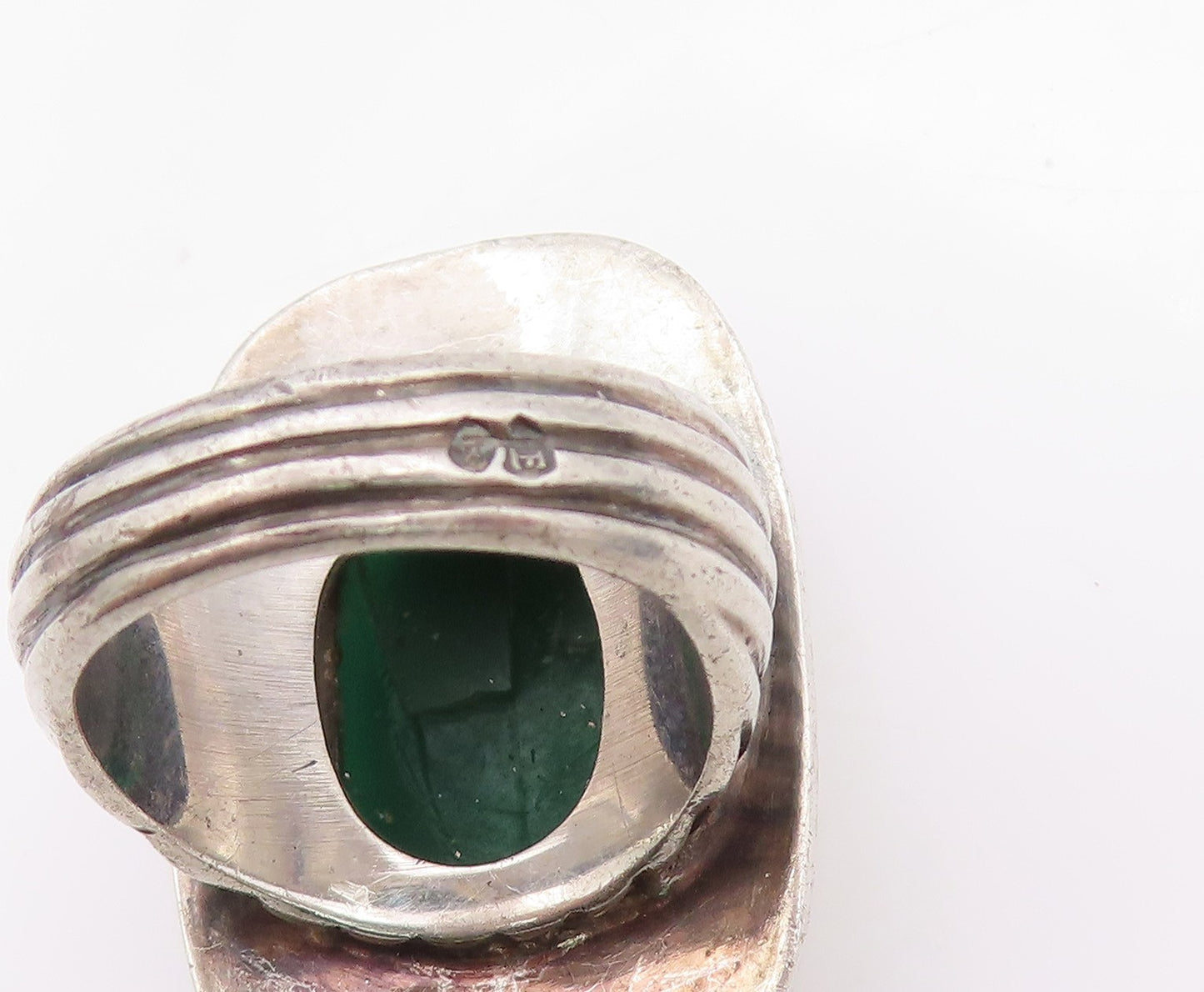925 Sterling Silver Vintage Ring EUROPEAN Grooved Band Large Onyx  Sz 7  RG32386