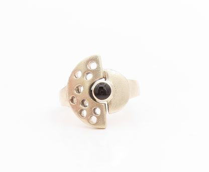 925 Sterling Silver Vintage Ring Round Onyx Geometric Void Band  Sz 7  RG33798