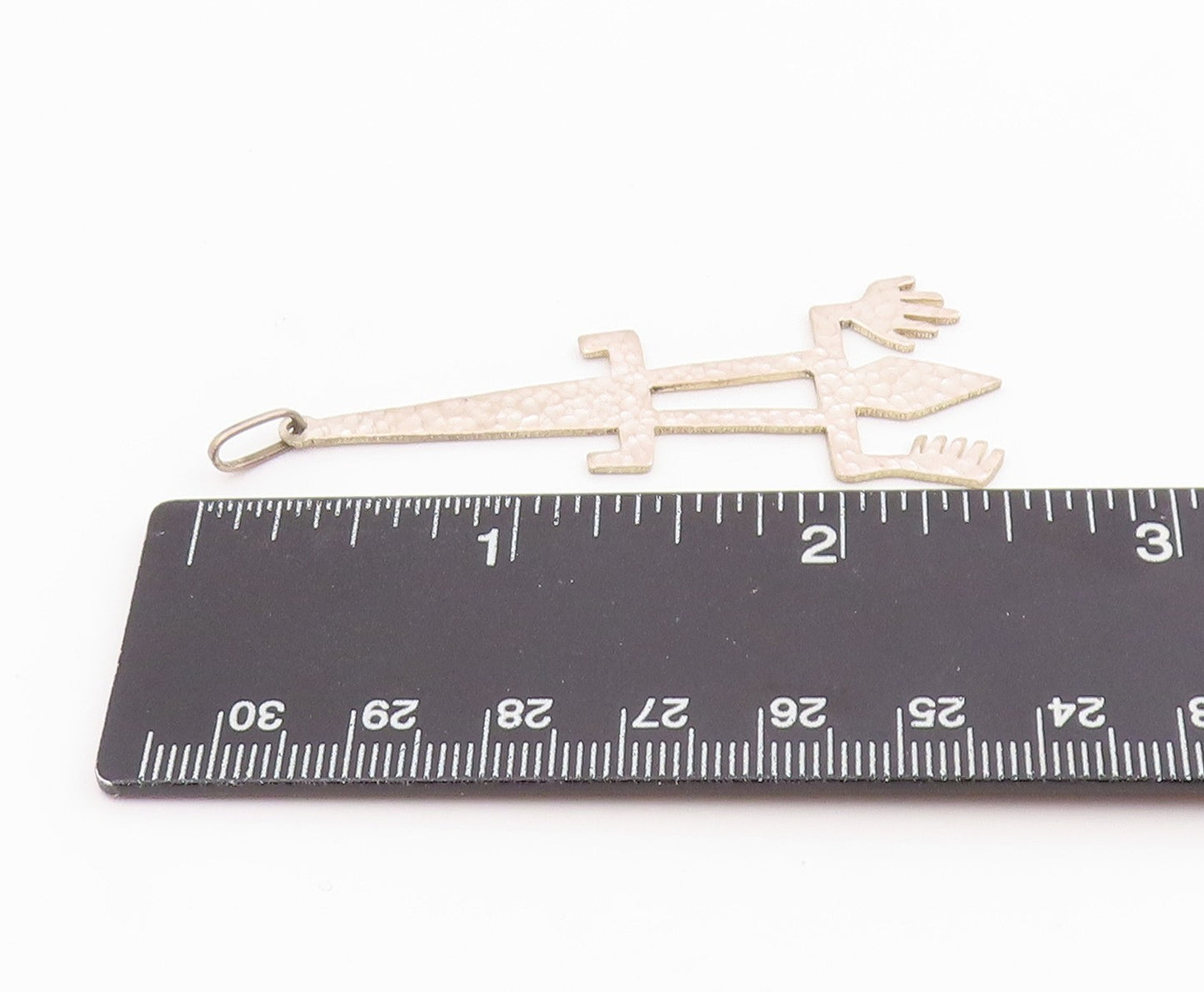 925 Sterling Silver Vintage Pendant PERU Hammered Lizard Cutout Figure  PT26068