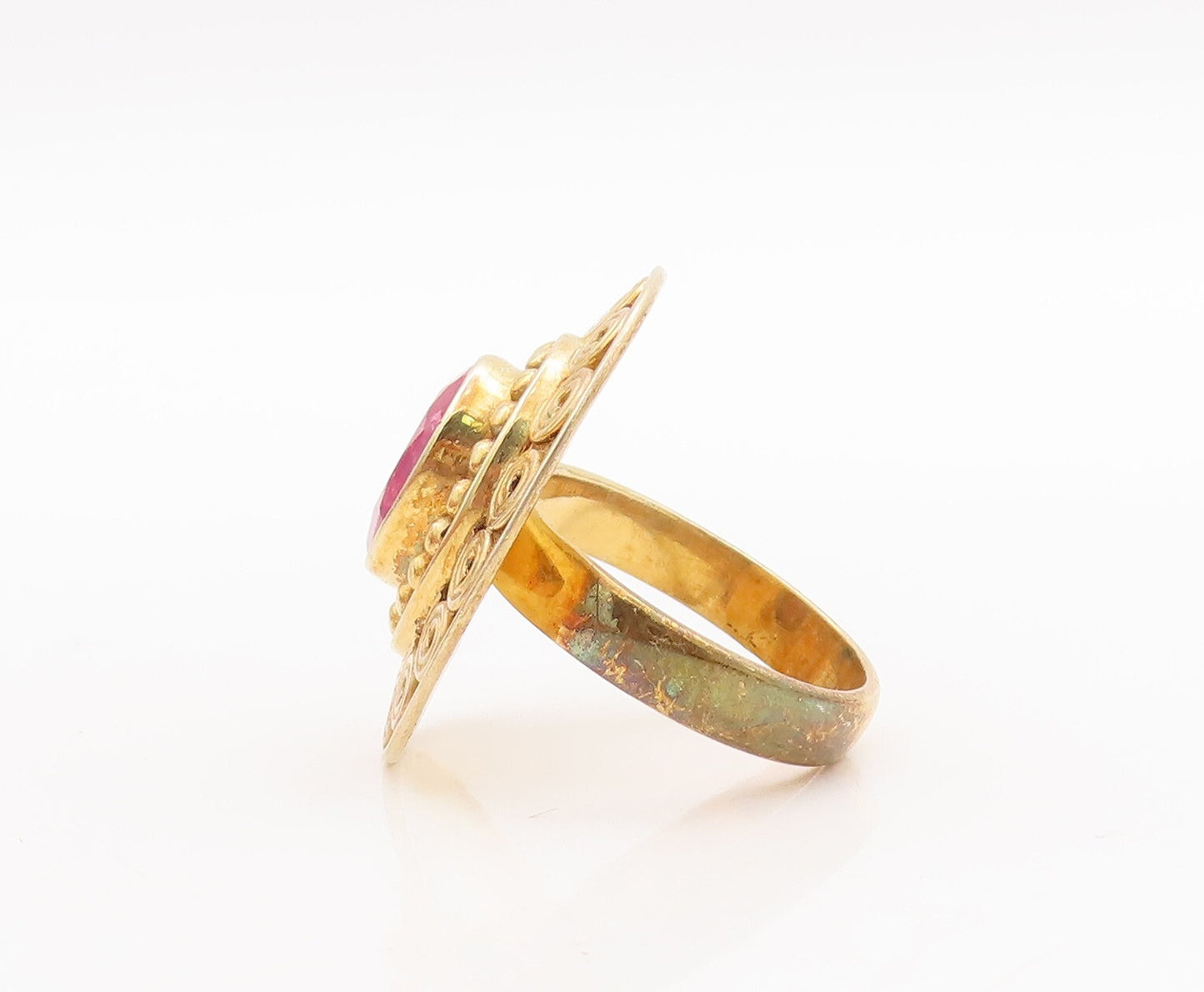 925 Sterling Silver Vintage Ring Gold Plated Carved Red Gemstone  Sz 8  RG29443
