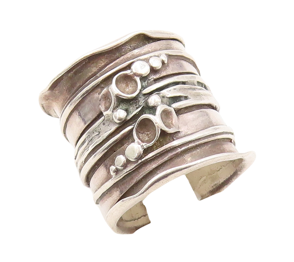 925 Sterling Silver Vintage Ring Large Brutalist Design Carved  Sz 6.5  RG31043