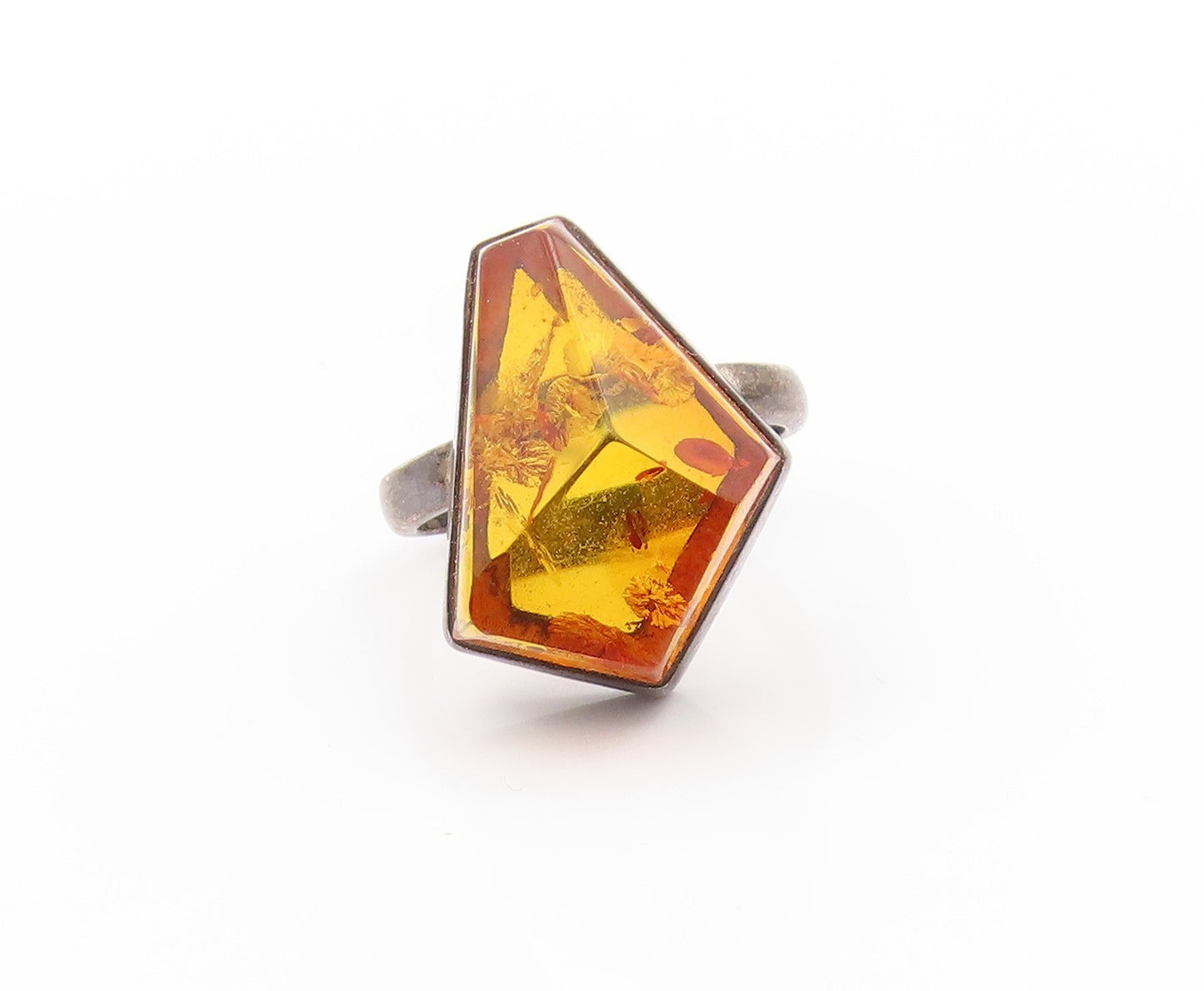 925 Sterling Silver Vintage Ring Amorphas Shape Cut Honey Amber  Sz 8.5  RG32677