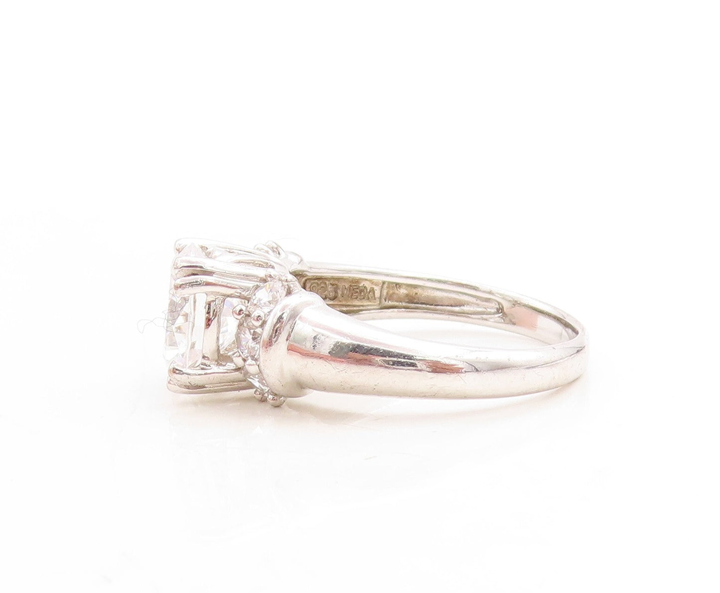 925 Sterling Silver Vintage Ring Round Cut CZ Inlay  Sz 7  RG31487