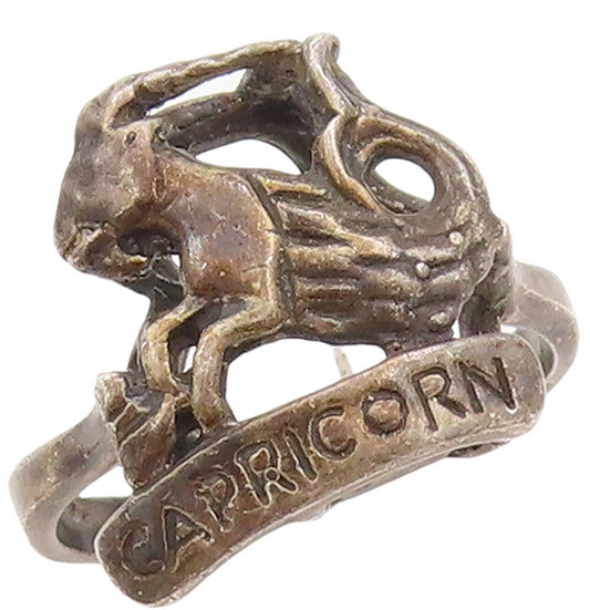 925 Sterling Silver Vintage Ring Dark Tone Capricorn Zodiac Sign Sz 7.5  RG31688
