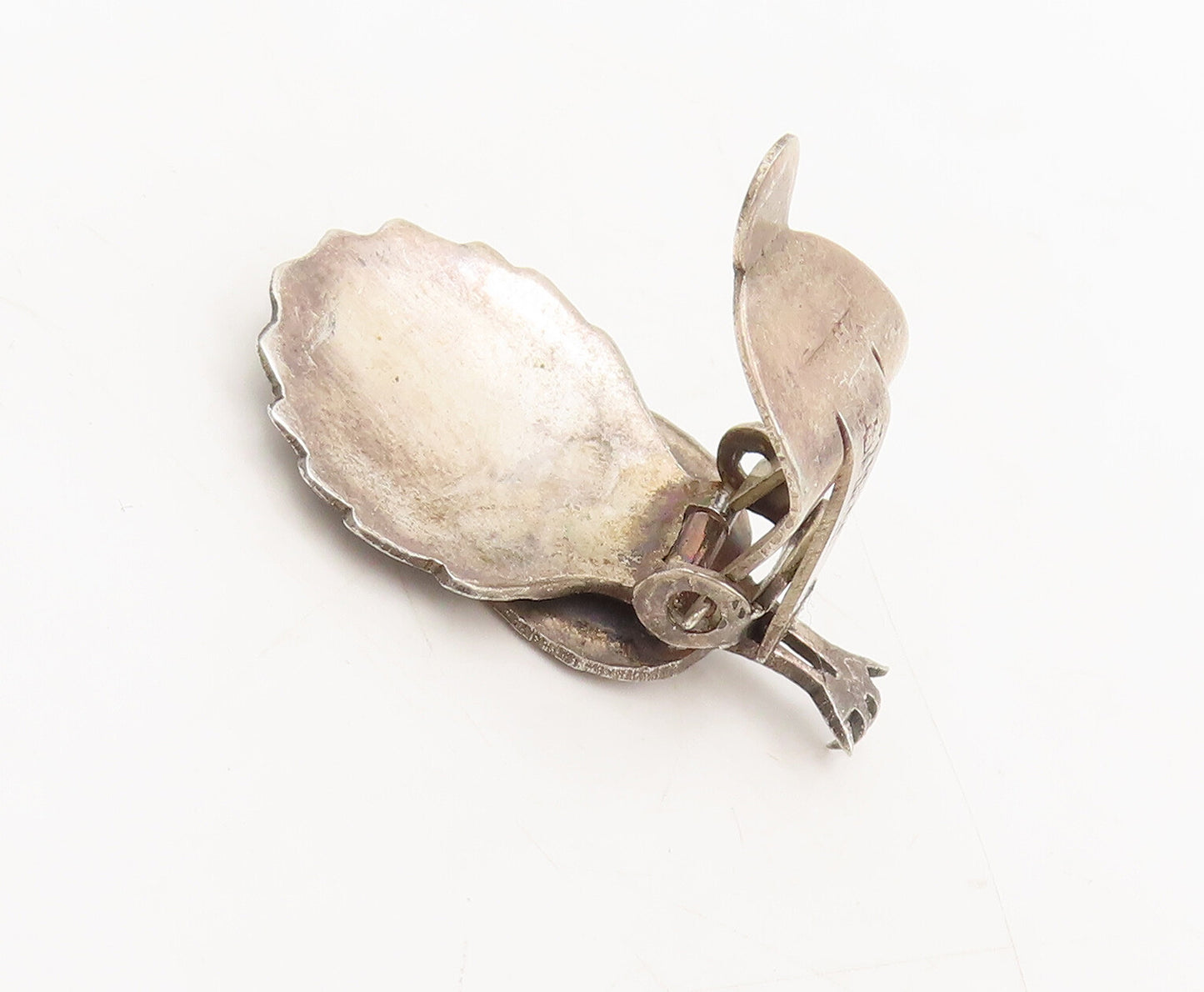 SIAM 925 Silver  Vintage Carved Movable Dancing Peacock Clip Earrings  EG12680
