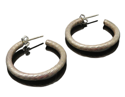 925 Sterling Silver  Vintage Shiny Etched Detail Round JHoop Earrings  EG6277