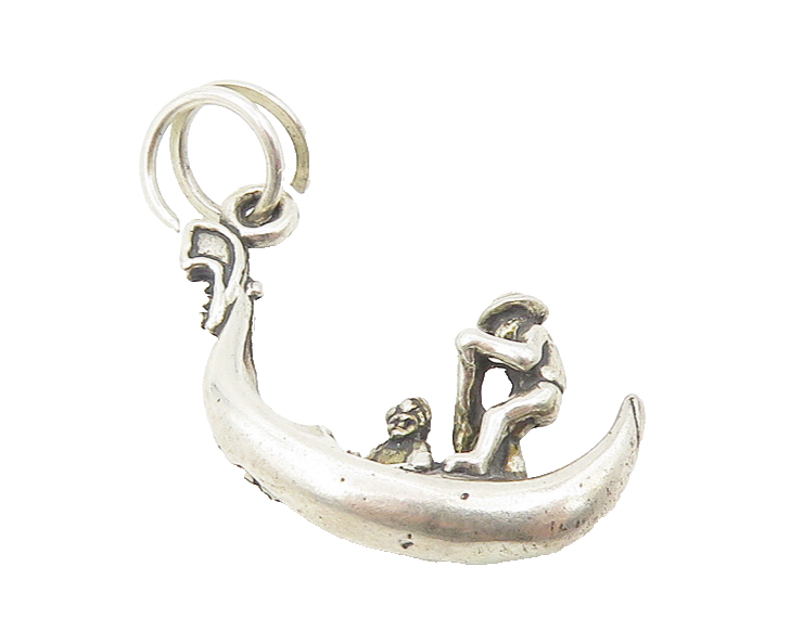 925 Sterling Silver  Vintage Petite Man Rowing Gondola Boat Pendant  PT9086