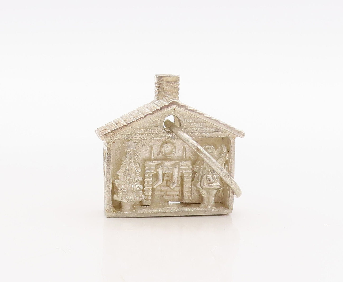 925 Sterling Silver Vintage Pendant Cutout Christmas Scene Of House  PT23671
