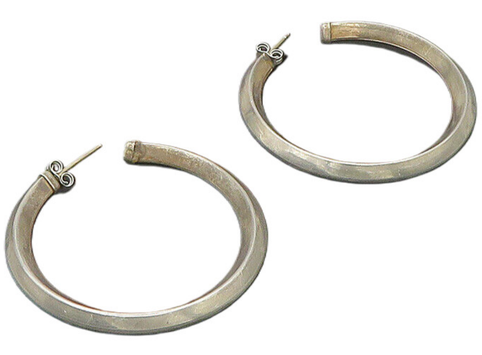 925 Sterling Silver  Vintage Smooth Hollow Round JHoop Earrings  EG10478