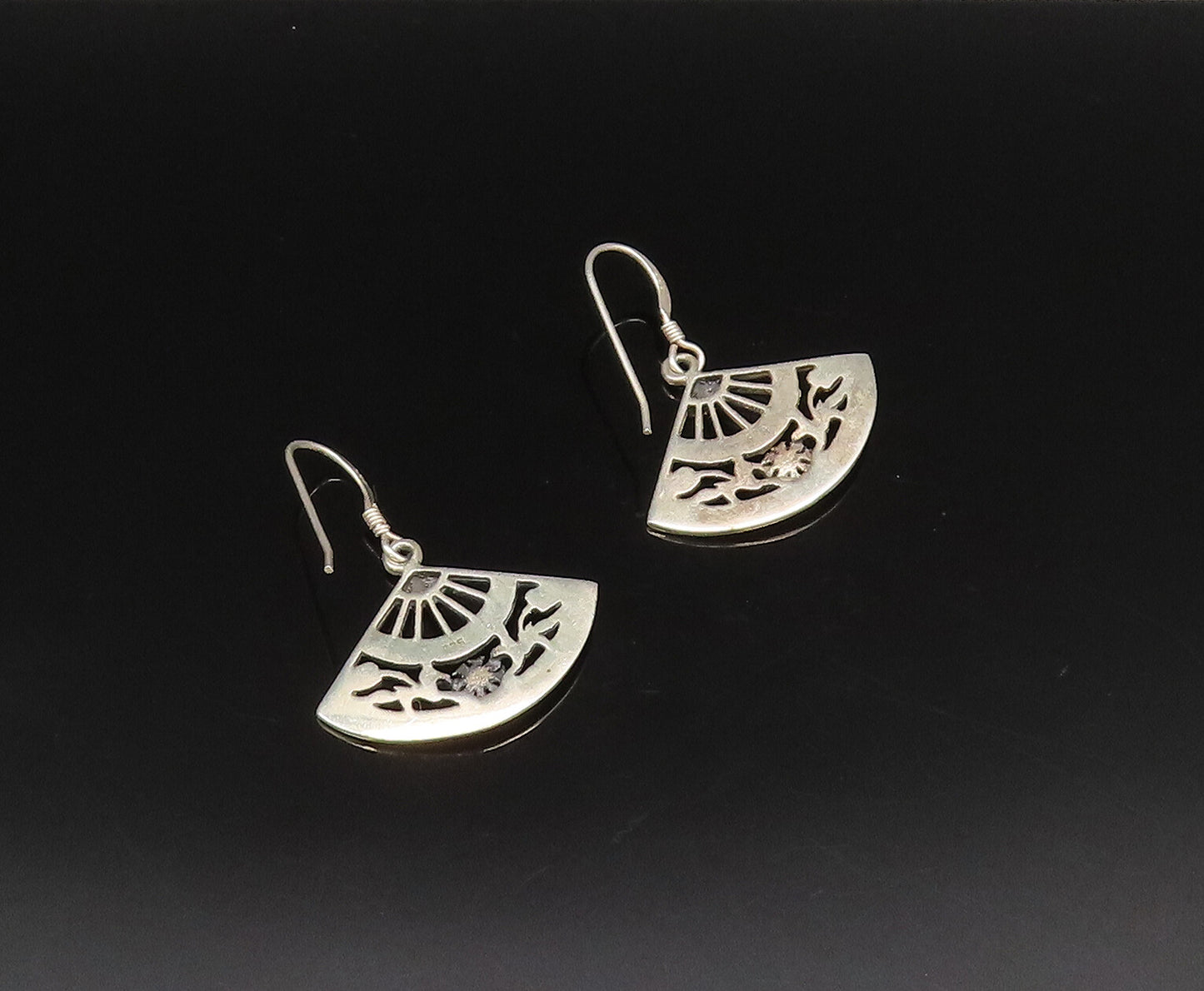 925 Silver  Vintage Engraved Detail Floral Vine Half Circle Earrings  EG12042