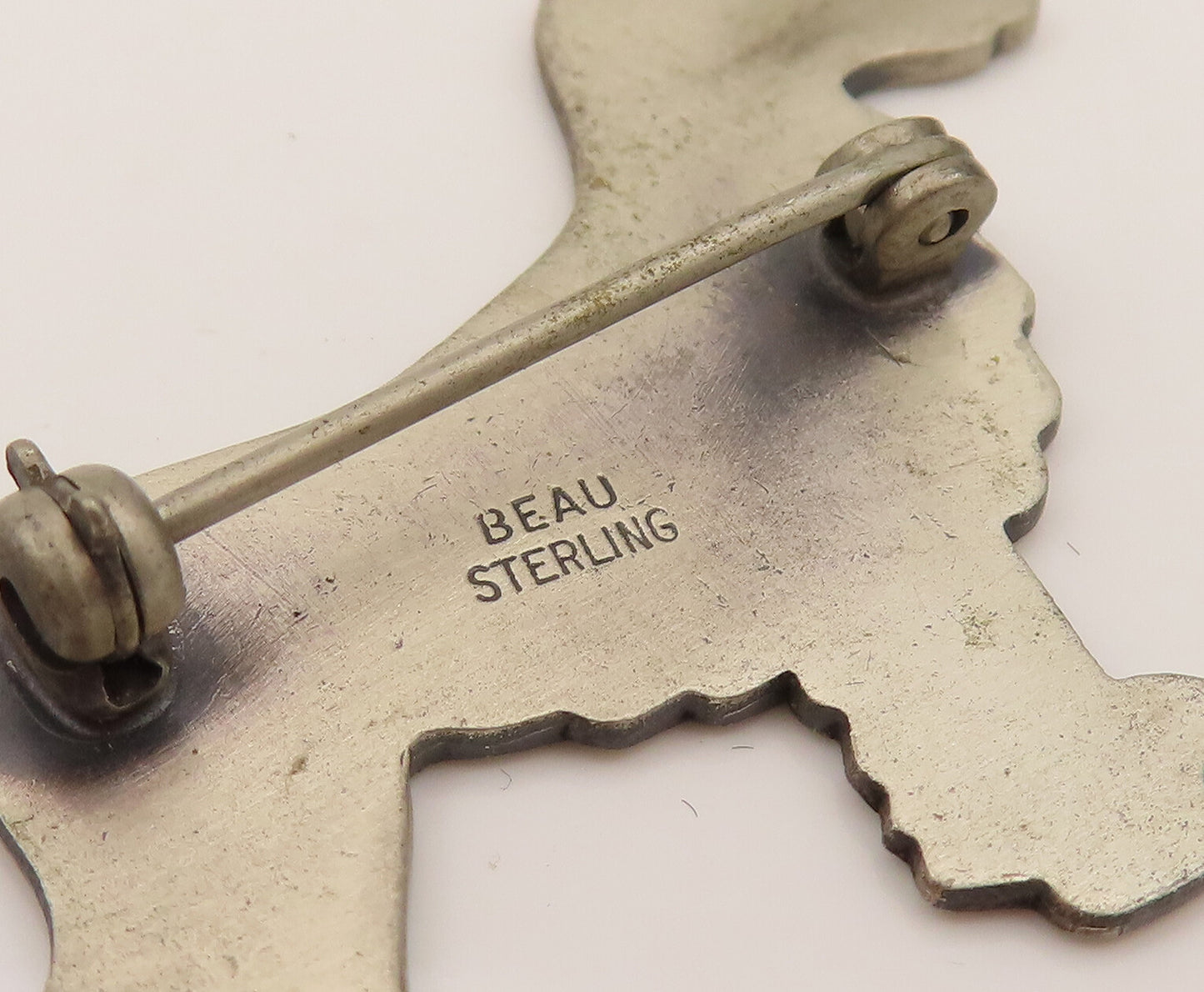 BEAU 925 Sterling Silver  Vintage Etched Spaniel Dog Brooch Pin  BP10270