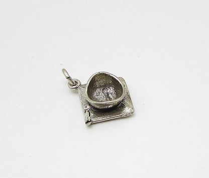 925 Sterling Silver  Vintage Graduation Cap Charm Pendant  PT1861
