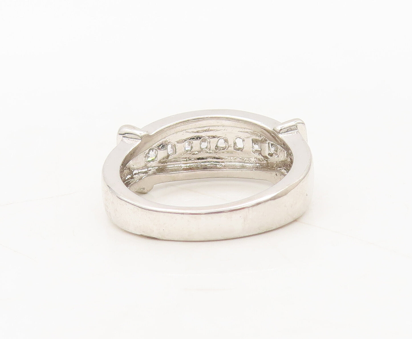 925 Sterling Silver Vintage Ring Solid Cubic Zirconia Band Sz 6 RG27575
