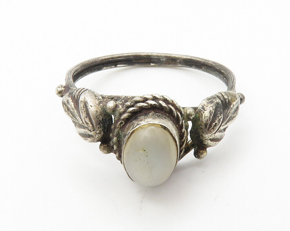 925 Sterling Silver  Vintage Cabochon Milky Quartz Band Ring Sz 6.5  RG14351