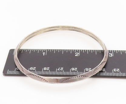 925 Sterling Silver Vintage Bracelet NAVAJO Etched Knife Edge Bangle  BT11588