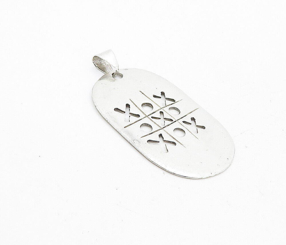 MEXICO 925 Silver Vintage Shiny Tic Tac Toe XO Etched Game Pendant PT6358