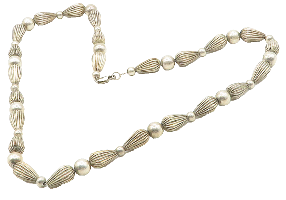 925 Sterling Silver  Vintage  Dark Tone Fluted Bead Chain Necklace  NE2530