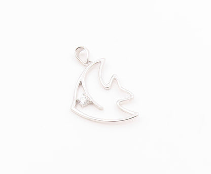 925 Sterling Silver  Vintage Cubic Zirconia Fish Outline Pendant  PT19052