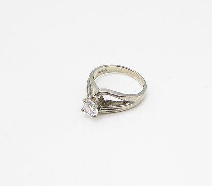 925 Sterling Silver  Vintage Cubic Zirconia Solitaire Band Ring Sz 8  RG3266
