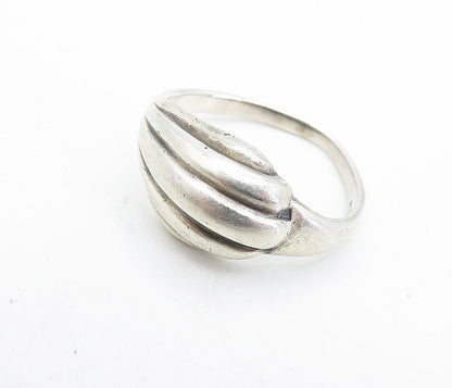 925 Sterling Silver  Vintage Fluted Scalloped Dome Band Ring Sz 8  RG7095