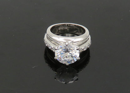 925 Sterling Silver  Vintage Sparkling Cubic Zirconia Band Ring Sz 5  RG21605