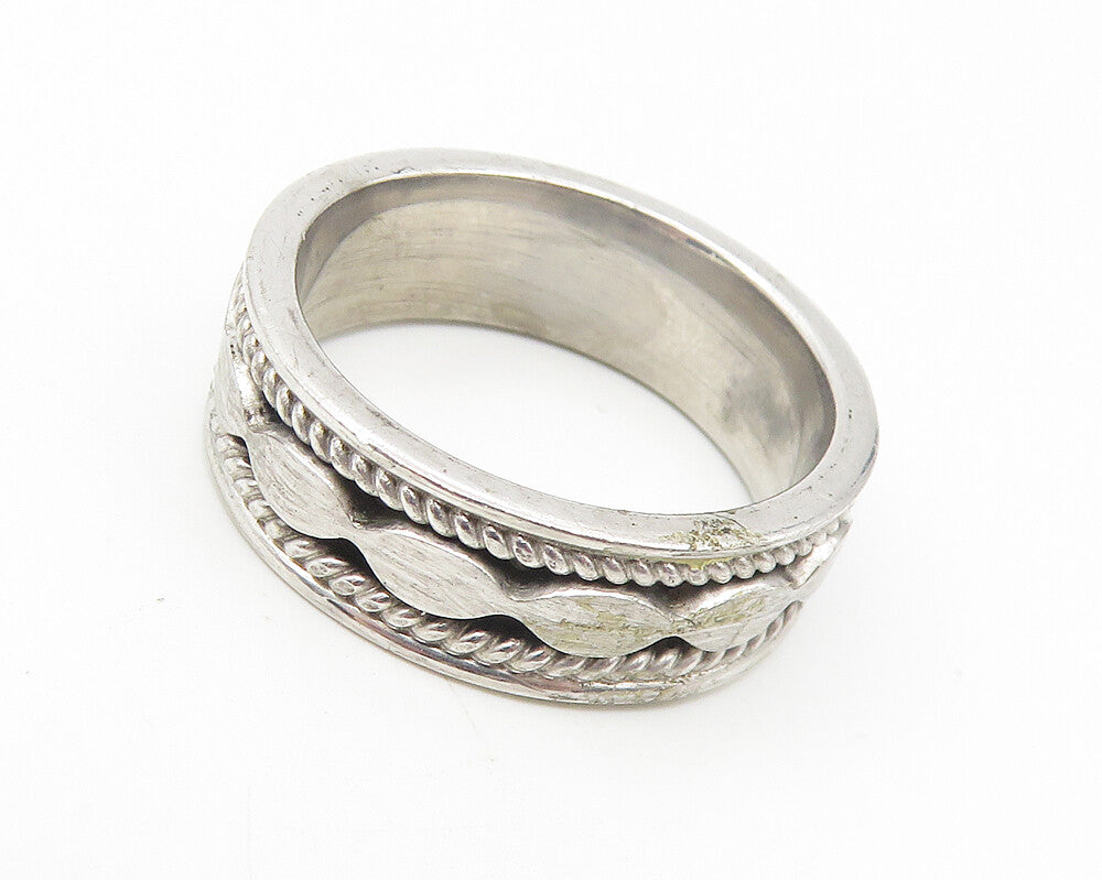 TAHARA & CO. 925 Silver  Vintage Twist Detail Round Band Ring Sz 8.5  RG11084