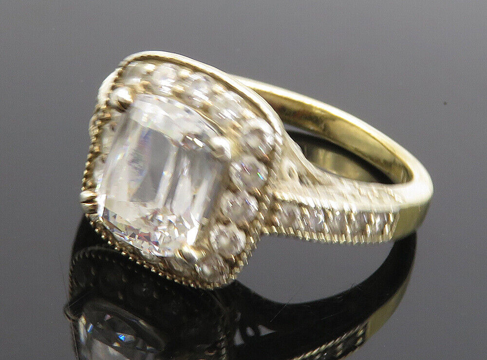 925 Sterling Silver  Vintage Shiny Cubic Zirconia Cocktail Ring Sz 9  RG8680