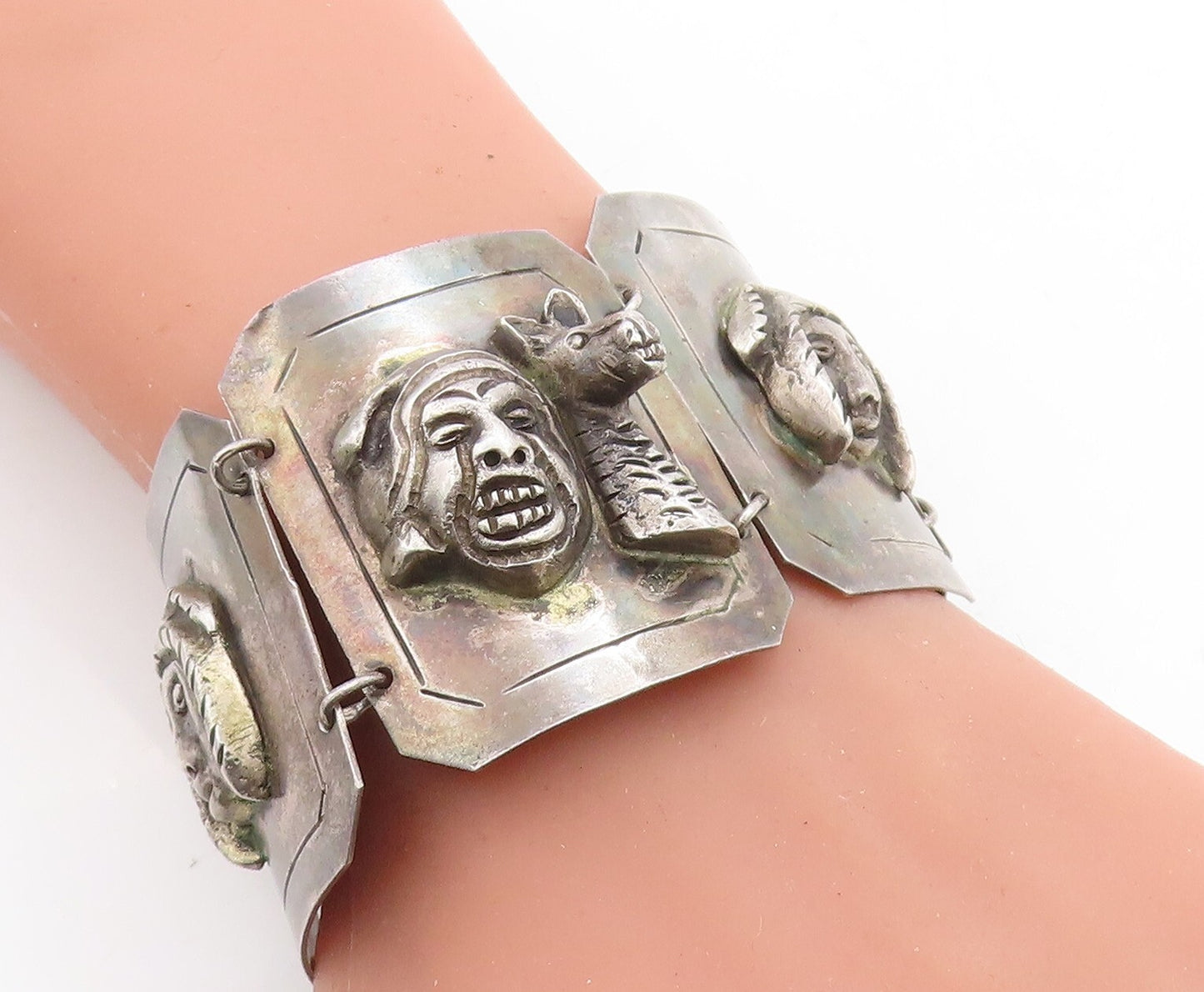 925 Sterling Silver  Vintage Antique Sculpted Faced Chain Bracelet  BT2079