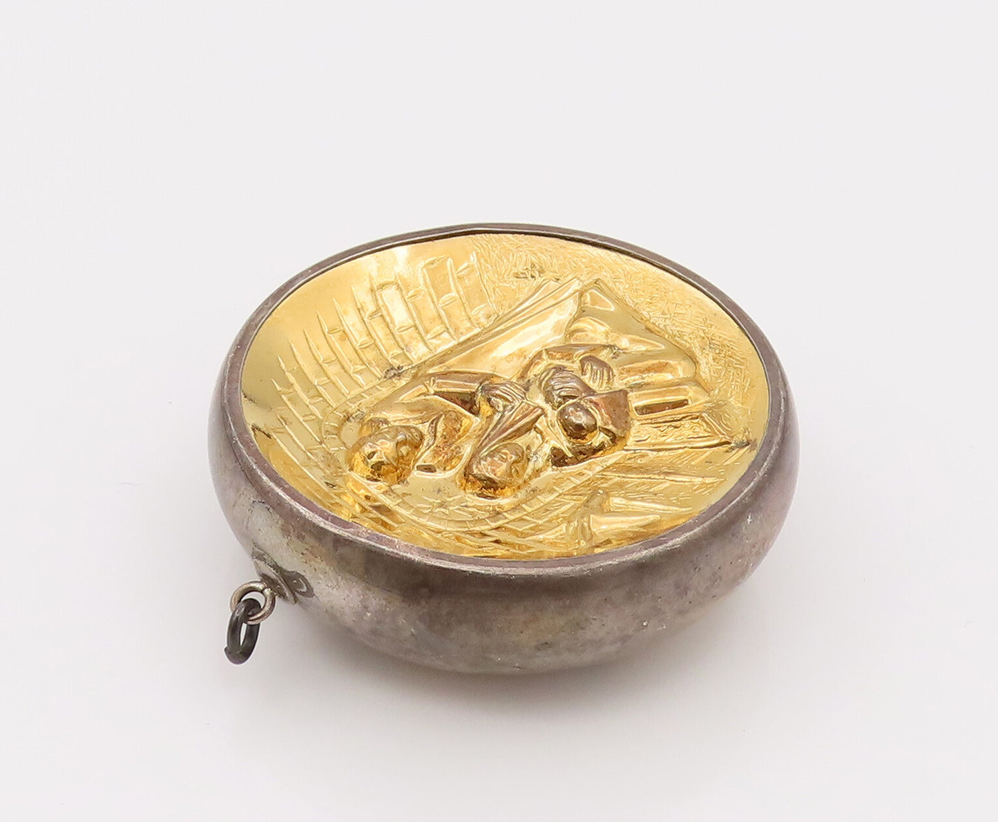 ONEIDA 925 Silver  Vintage 1974 Gold Plated Native Religious Pendant  PT22226