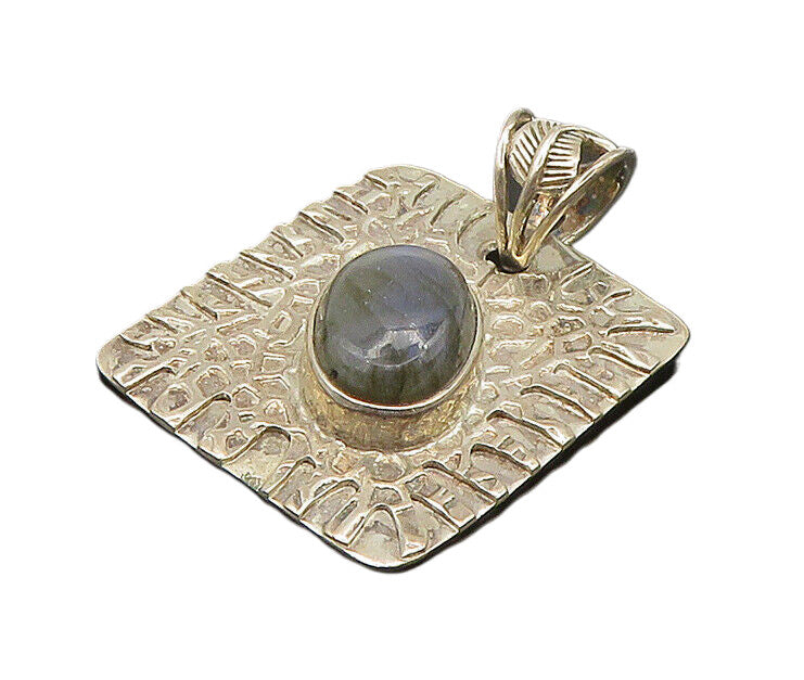 925 Sterling Silver  Vintage Cabochon Labradorite Textured Pendant  PT16621