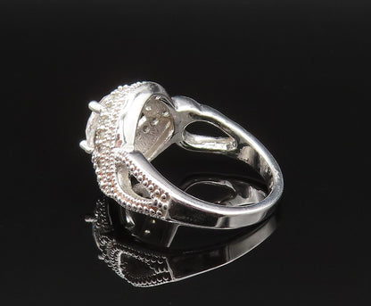 925 Sterling Silver  Vintage Infinity Knot Cubic Zirconia Ring Sz 7.5  RG25503