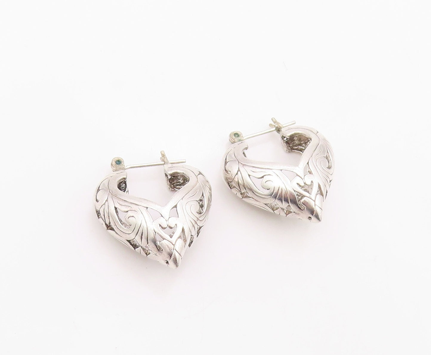 925 Sterling Silver Vintage Earrings Elegant Scrollwork Love Heart Hoop  EG14395