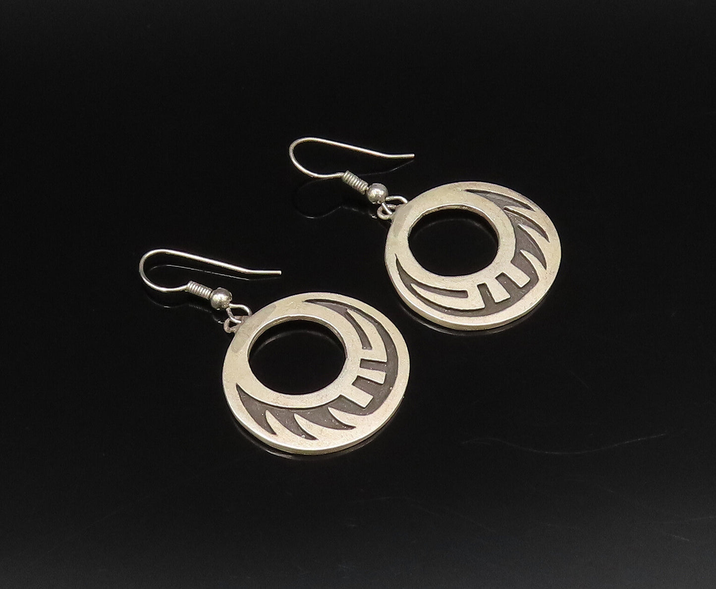 925 Sterling Silver  Vintage Open Circle Carved Design Dangle Earrings EG12166