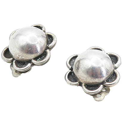 MEXICO 925 Sterling Silver  Vintage Smooth Flower Non Pierce Earrings  EG4240