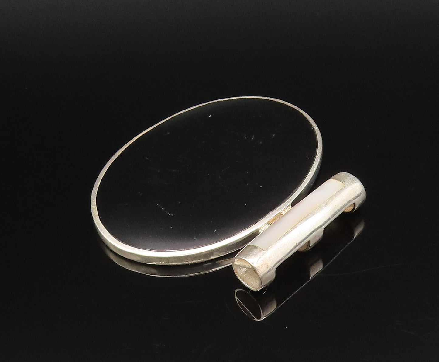 925 Sterling Silver  Vintage Oval Black Onyx With Bar Bail Pendant  PT21918