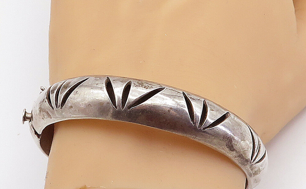 MEXICO 925 Sterling Silver  Vintage Floral Cutout Bangle Bracelet  BT1810